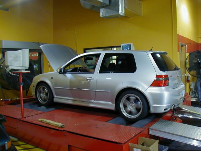 dyno_02.JPG (41501 bytes)